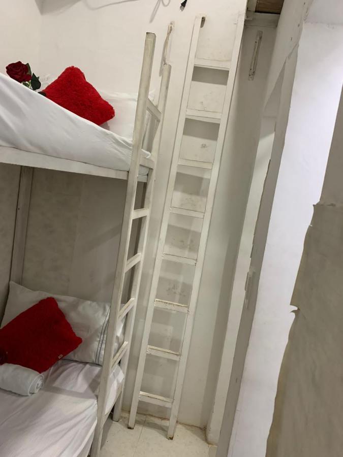 Hostal Marbella 47 Cartagène Extérieur photo